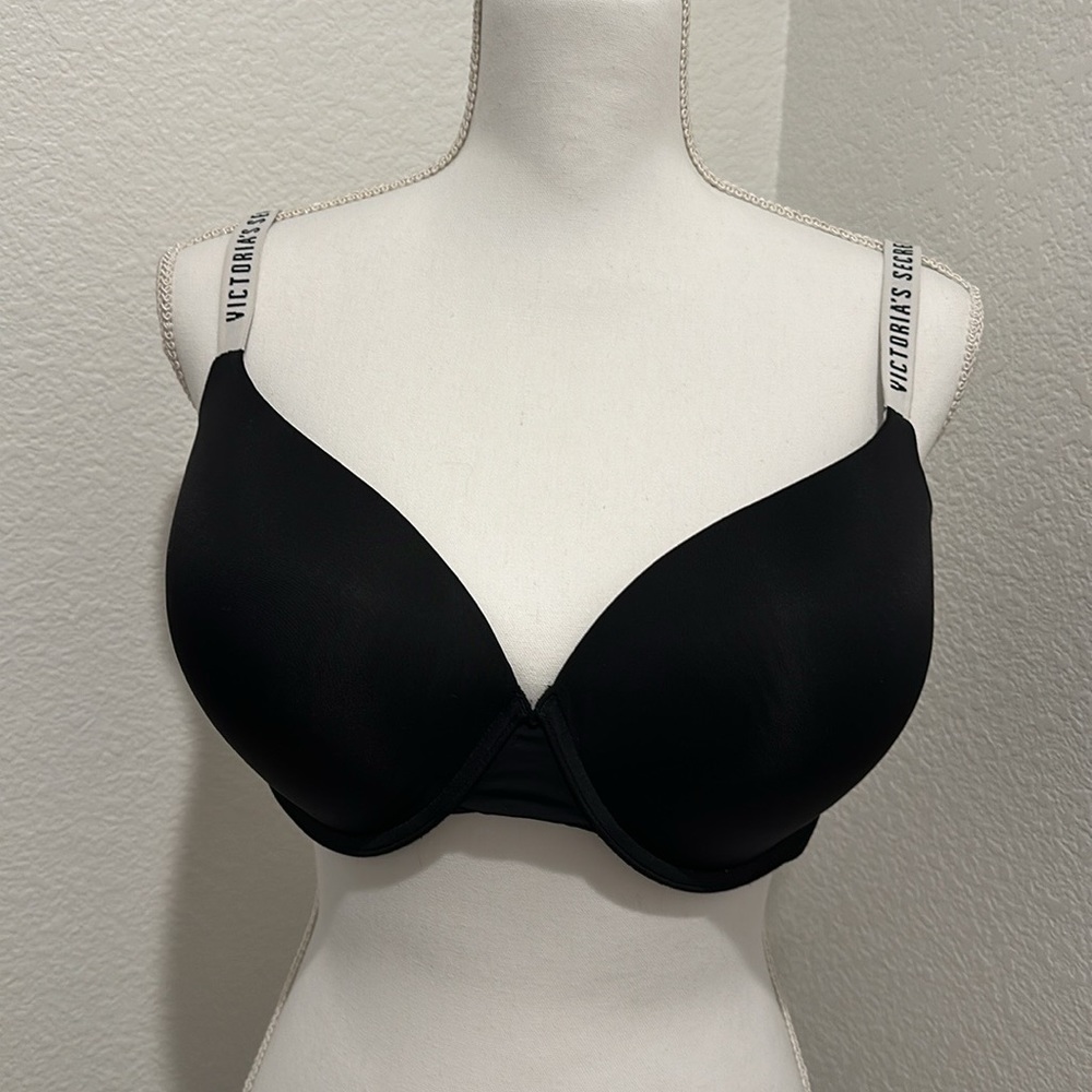 Victoria secret logo bra
